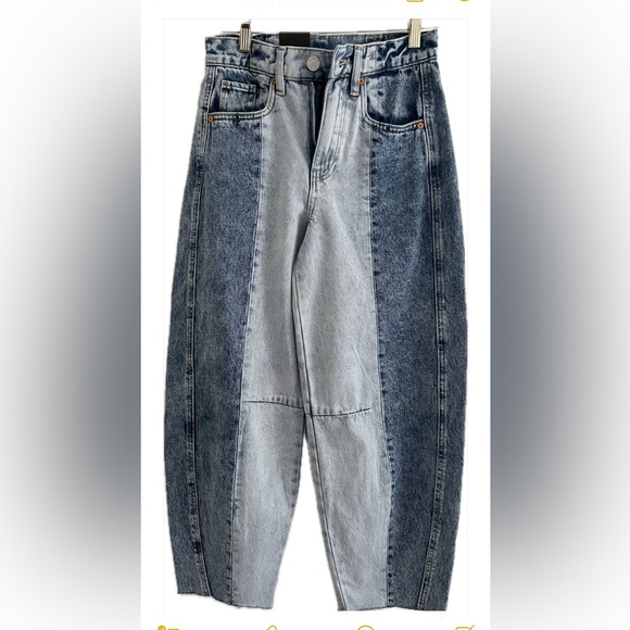 BLANK NYC Fray Hem Barrel Leg Jeans Size 24 Piece By Piece Blue NWT - Picture 3 of 9